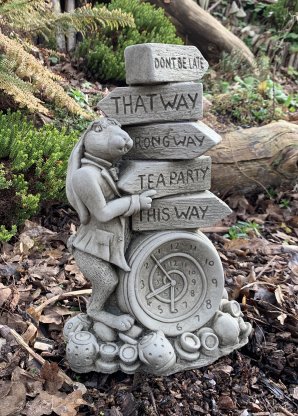 alice in wonderland statue garden
